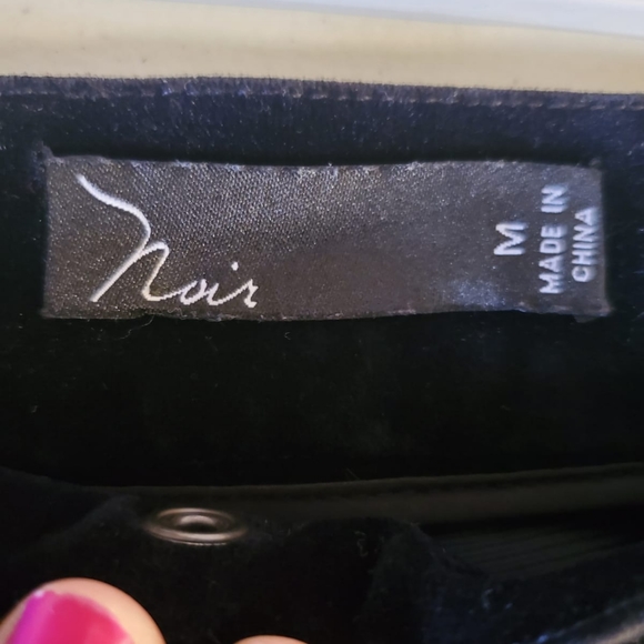 Noir Velvet black pants - Picture 11 of 16